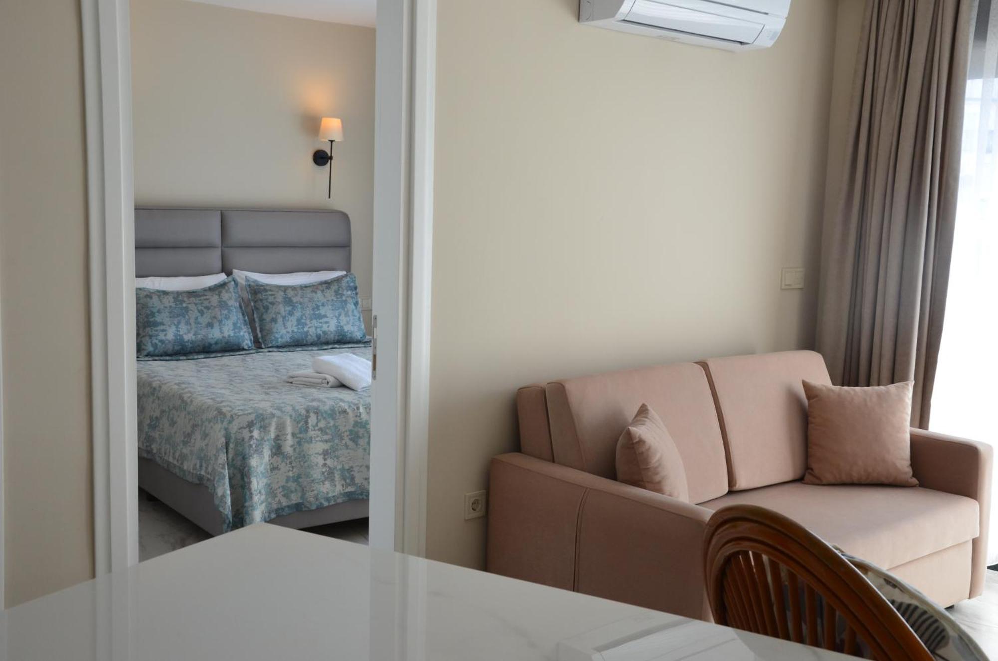 Rosy Suites Hotel Kuşadası Ngoại thất bức ảnh